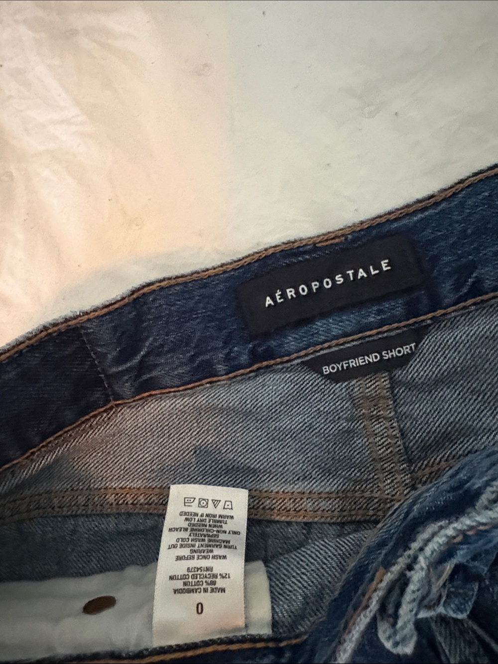 Women’s Distressed Denim Shorts - Blue - Picture 4 of 4